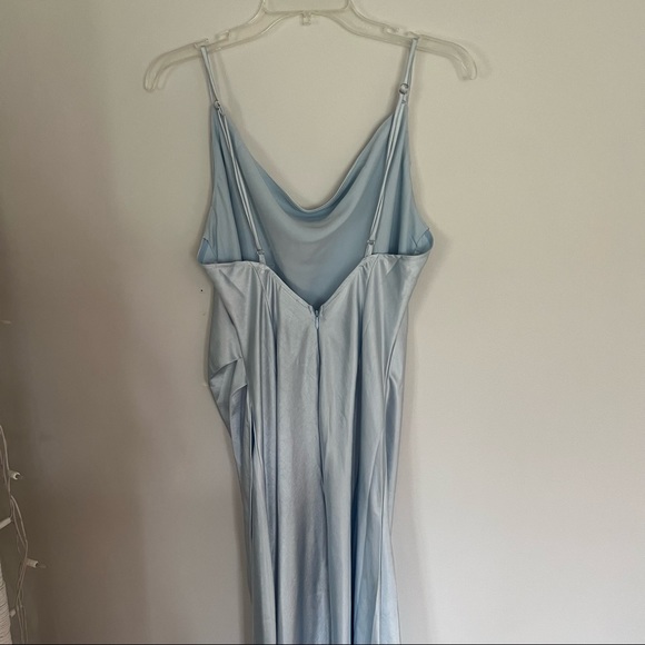 πΈHey Girl Long Satin Cowl Neck Dress - Picture 6 of 15